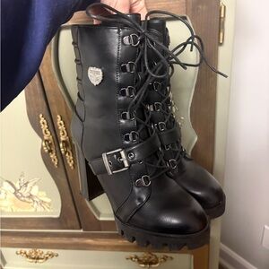 Milwaukee Leather Black Lace-Up Heeled Lug Sole Motorcycle Style Combat Boots